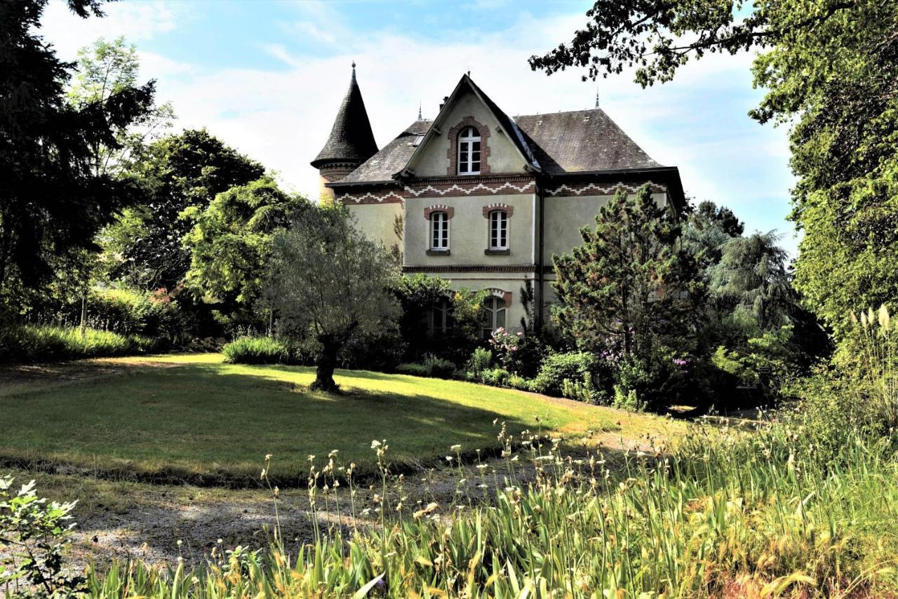Chateau Coeur De Lion Châteauponsac Exterior foto